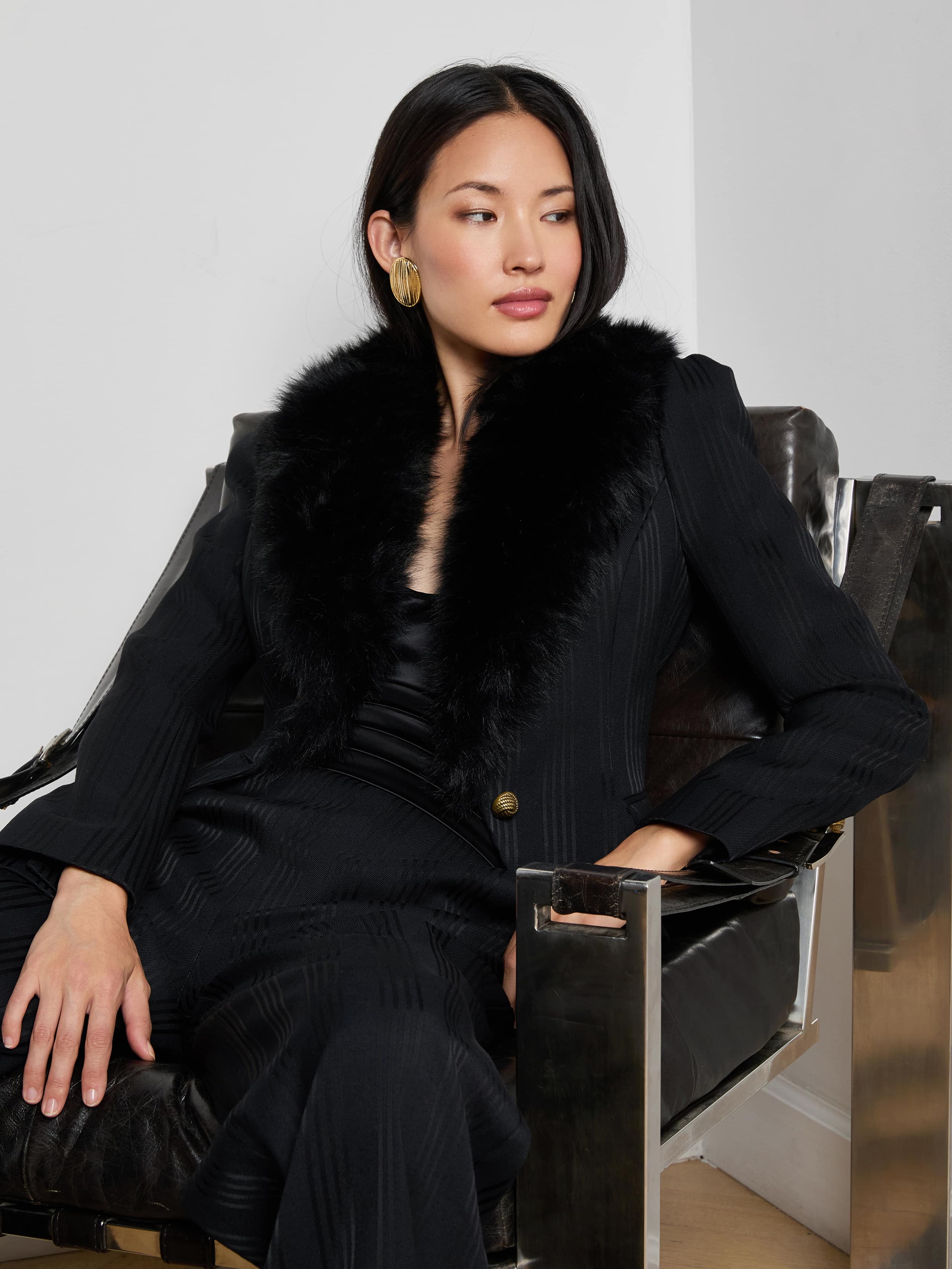 Kaisley Faux Fur Collar Blazer - Image 6
