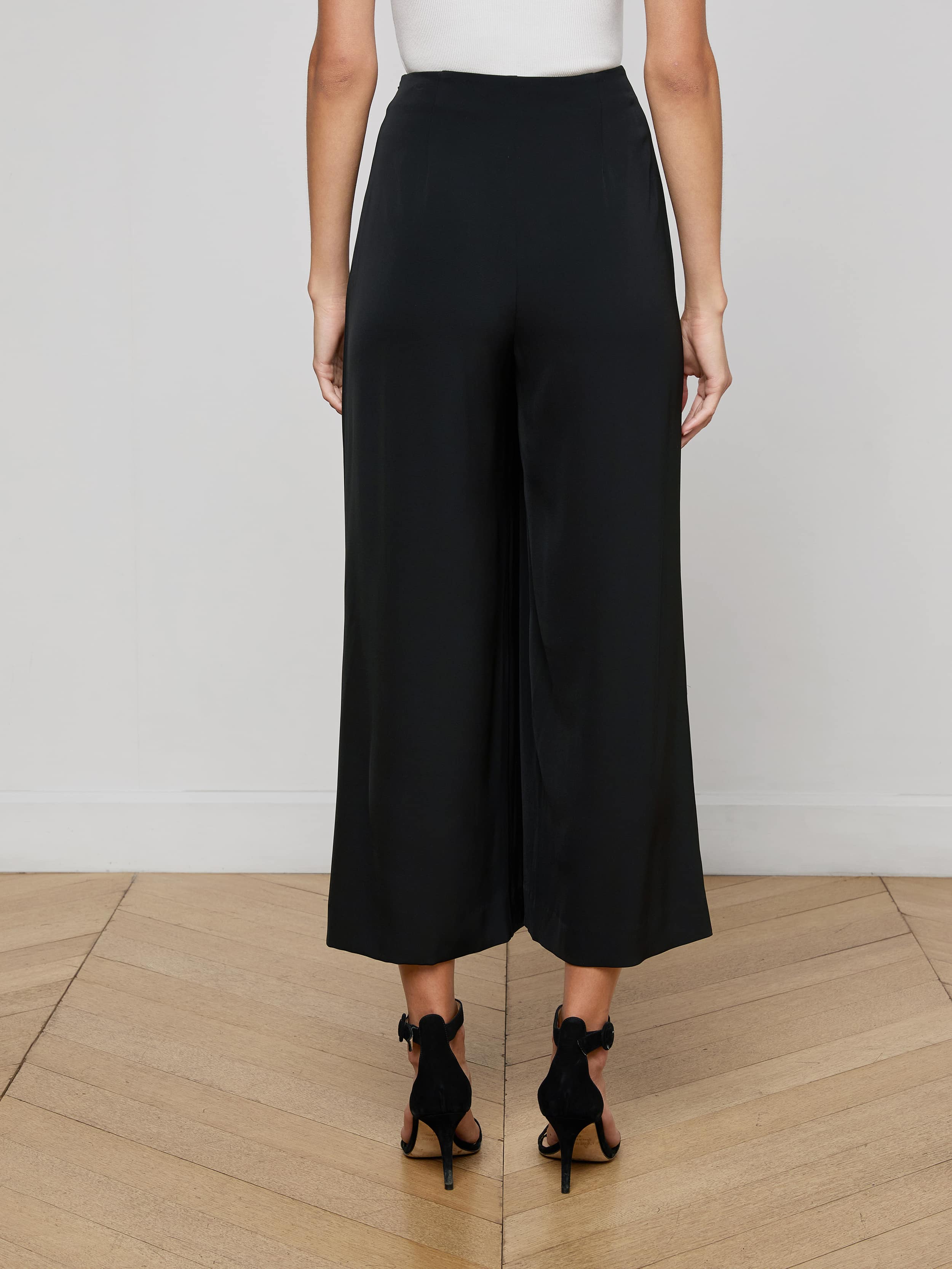 Novalynn Cropped Pleated Pant - Image 4
