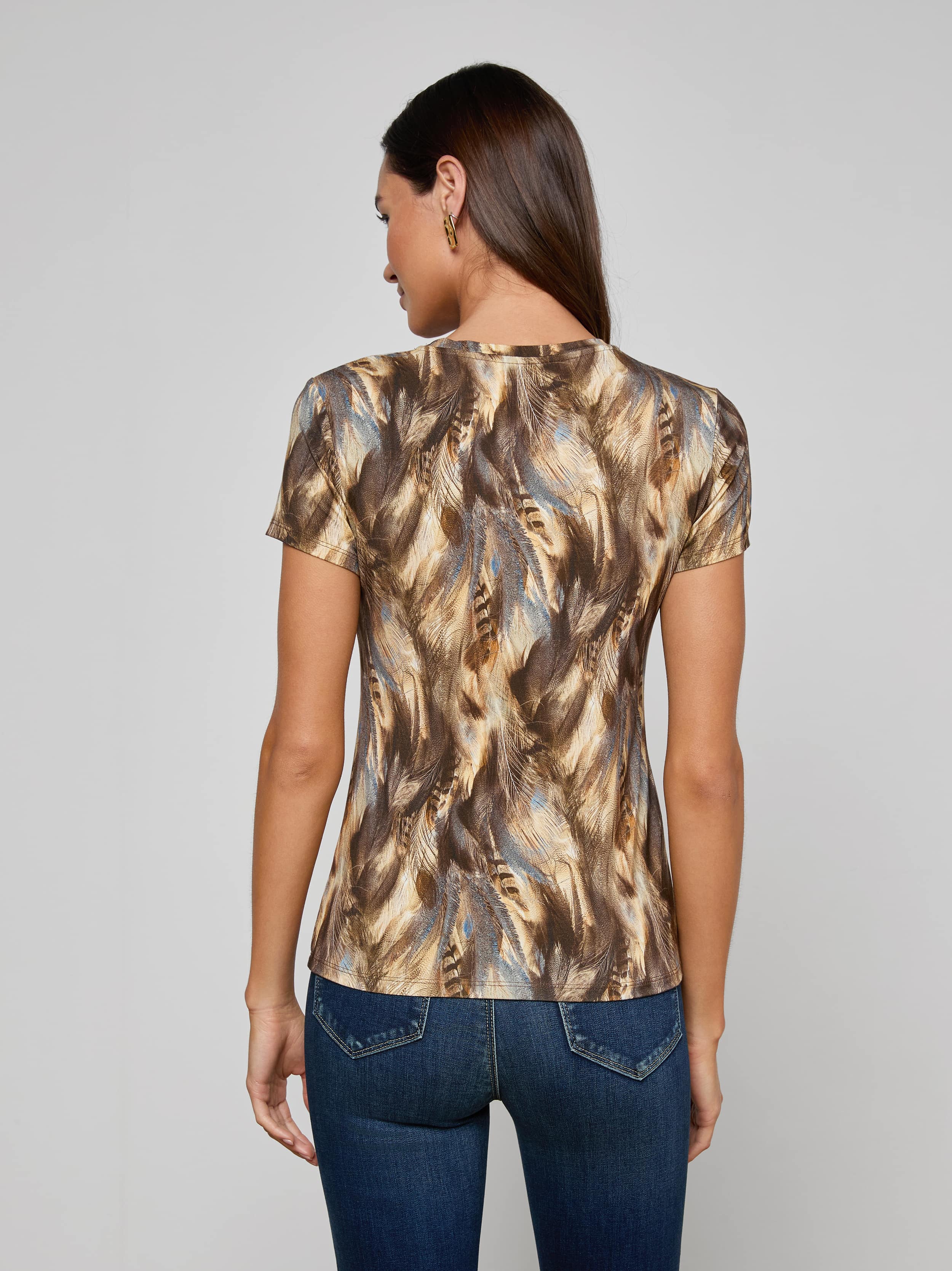 Ressi Fitted Tee - Image 5